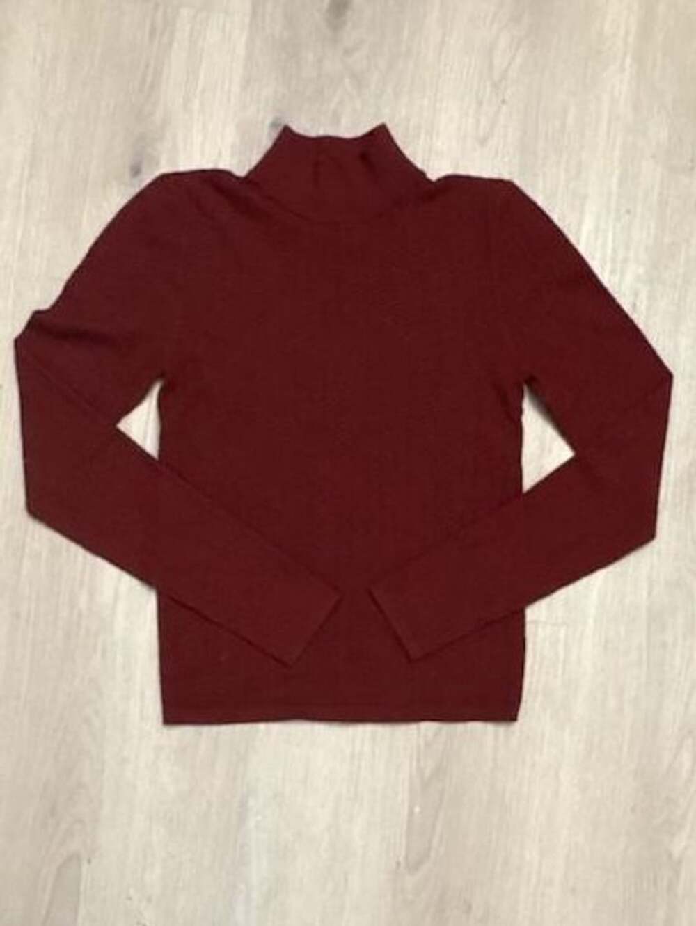 Alice + Olivia Mock Neck Sweater Size S Red Chevron Knit Long Sleeve